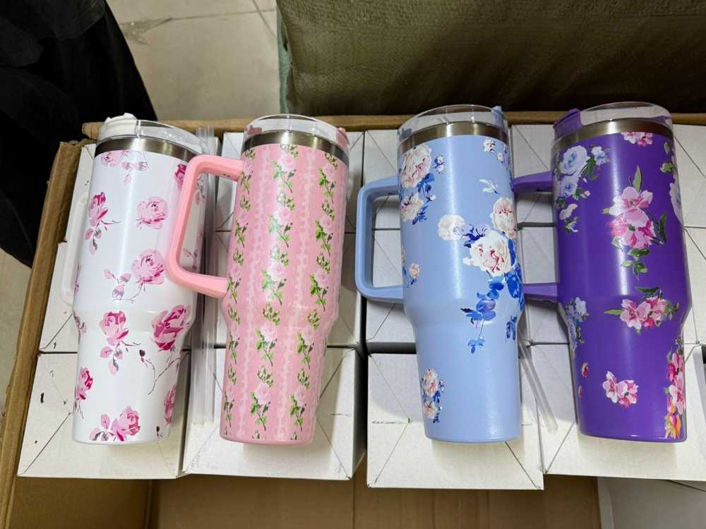 Stainless Steel Flower Design Tumbler – Vacuum Insulated Car Mug with Lid